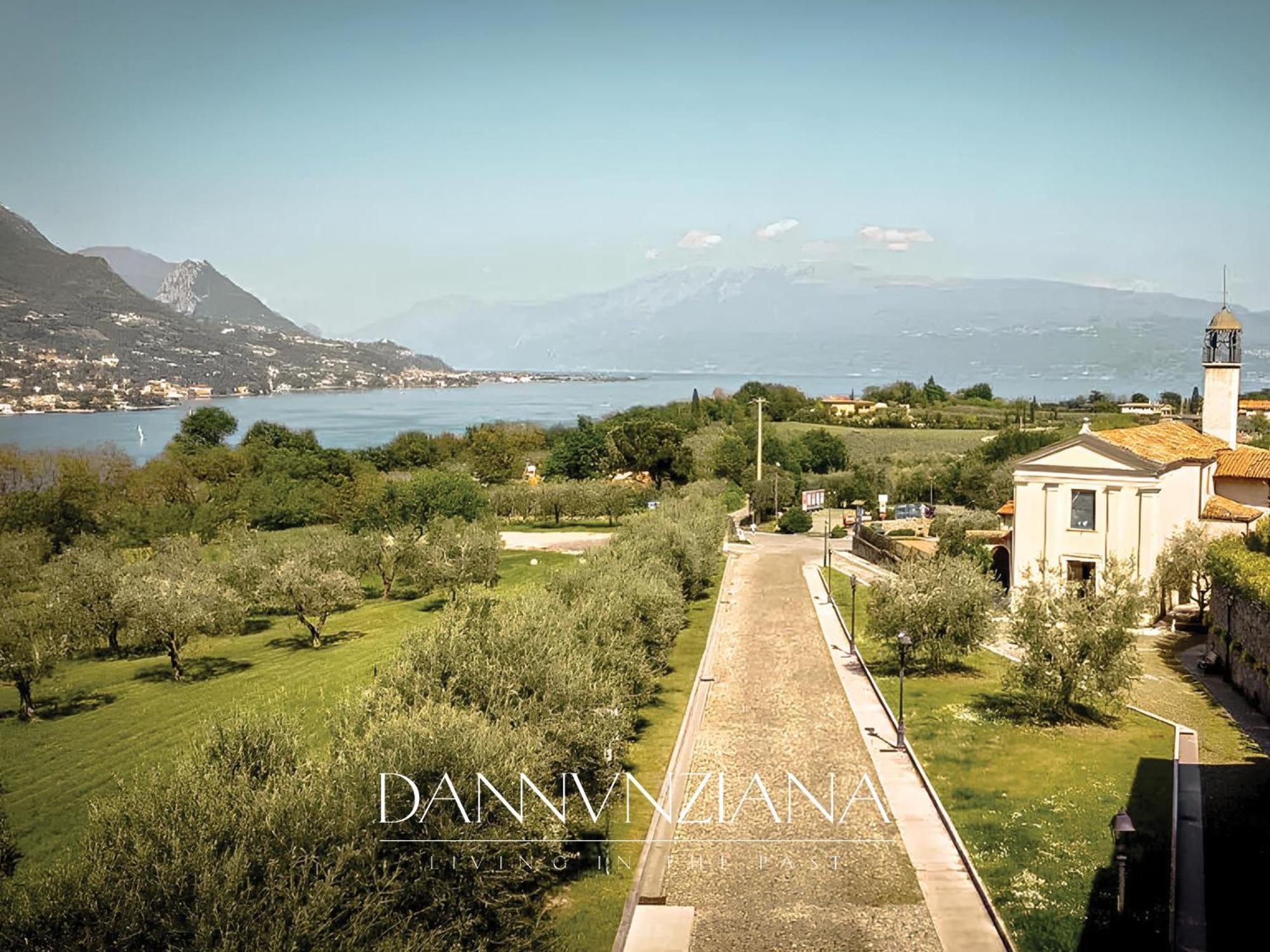 Dannunziana With Shared Pool - Salo - Garda Lake Сан-Феличе-дель-Бенако Экстерьер фото